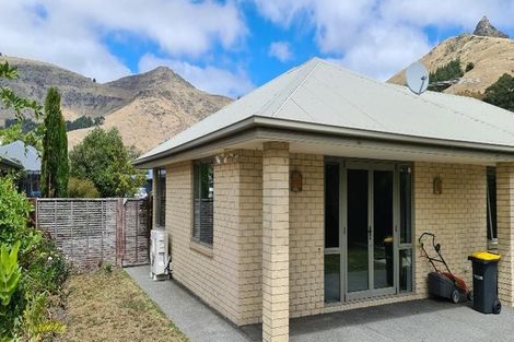 Photo of property in 9 Hamlet Lane, Heathcote Valley, Christchurch, 8022