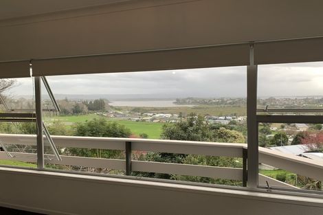 Photo of property in 418 Otumoetai Road, Otumoetai, Tauranga, 3110