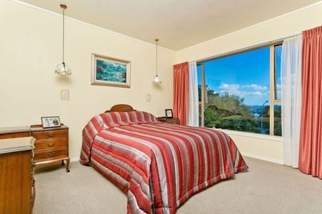 Photo of property in 16 Pemberton Avenue, Bayview, Auckland, 0629
