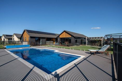 Photo of property in 26 Alan Livingston Drive, Cambridge, 3434