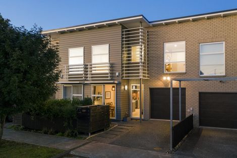 Photo of property in 14 Skylark Road, Hobsonville, Auckland, 0616
