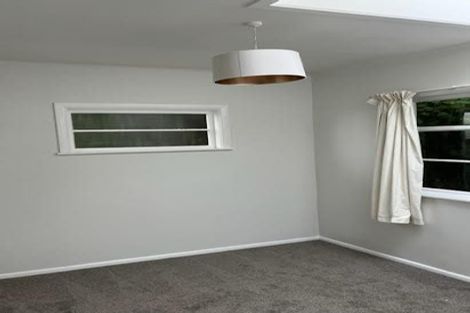 Photo of property in 7 Glenville Road, Karaka Bays, Wellington, 6022