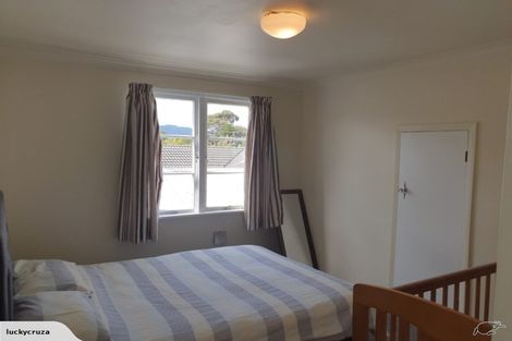 Photo of property in 19 Mahana Road, Paraparaumu Beach, Paraparaumu, 5032