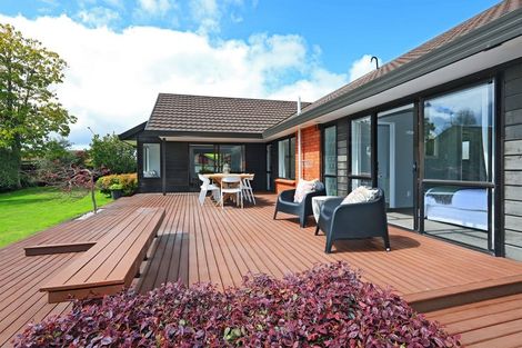 Photo of property in 2 Alley Place, Taradale, Napier, 4112