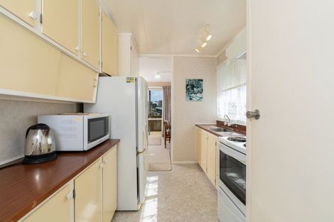 Photo of property in 17b Wallis Street, Raglan, 3225