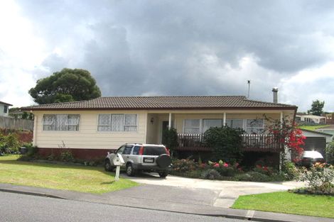 Photo of property in 50 West Harbour Drive, West Harbour, Auckland, 0618