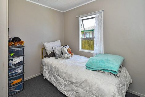 Photo of property in 74 Burundi Avenue, Clendon Park, Auckland, 2103