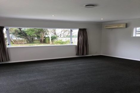 Photo of property in 19 Roberts Street, Epuni, Lower Hutt, 5011