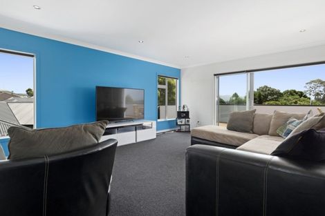 Photo of property in 12 Haden Place, Omokoroa, 3114