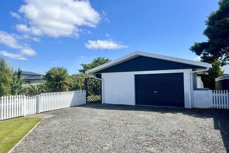 Photo of property in 96 Edinburgh Crescent, Waikiwi, Invercargill, 9810