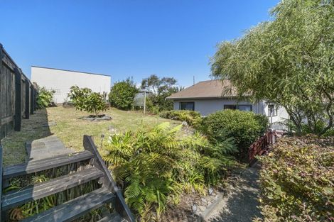 Photo of property in 15a Selwyn Street, Lower Vogeltown, New Plymouth, 4310