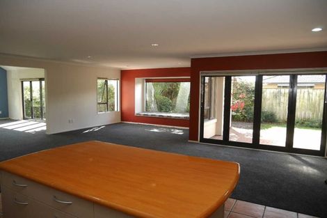 Photo of property in 8 Santa Teresa Court, Paraparaumu Beach, Paraparaumu, 5032