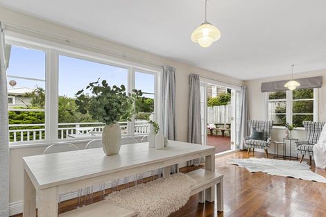 Photo of property in 44 Mandalay Terrace, Khandallah, Wellington, 6035