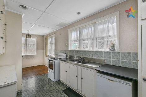 Photo of property in 1/1159 High Street, Taita, Lower Hutt, 5011