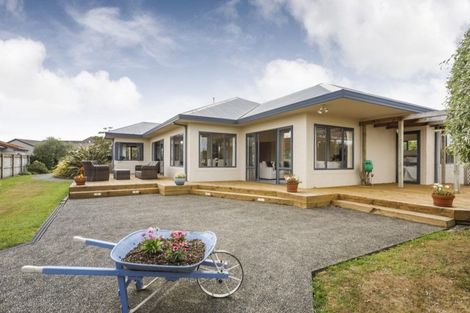 Photo of property in 21 Washington Parade, Milson, Palmerston North, 4414