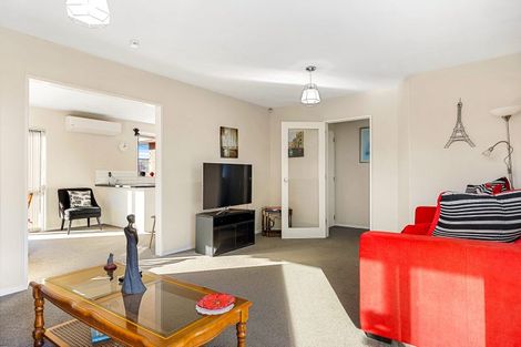 Photo of property in 2 Kilburn Street, Bishopdale, Christchurch, 8053