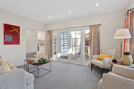 Photo of property in 43 Colombo Street, Cashmere, Christchurch, 8022