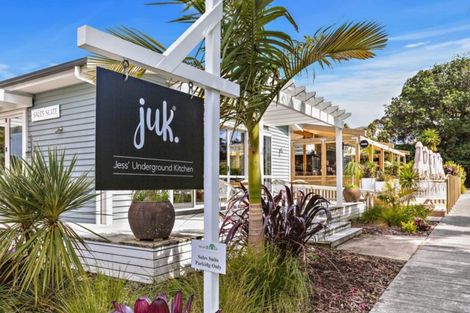 Photo of property in 104 Eaves Bush Parade, Orewa, 0931