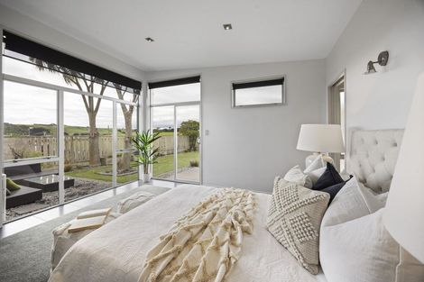 Photo of property in 8a Hira Street, Ohawe, Hawera, 4671