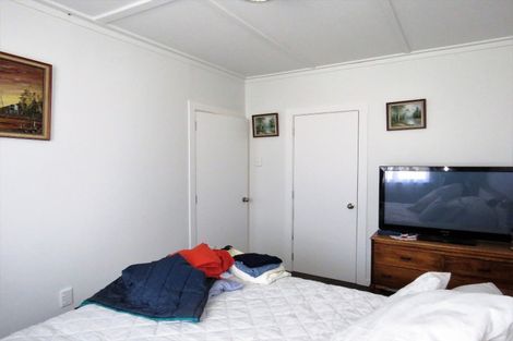 Photo of property in 8 Derby Street, Westport, 7825