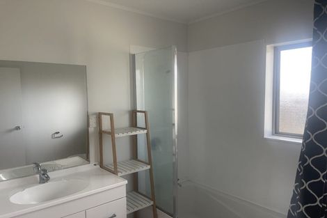 Photo of property in 6 Mark Edgar Place, Clendon Park, Auckland, 2103