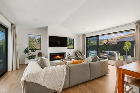 Photo of property in 8 Headley Drive, Lower Shotover, Queenstown, 9304