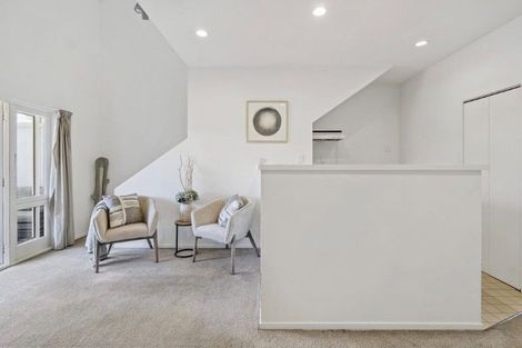 Photo of property in 60 Hackett Street, Saint Marys Bay, Auckland, 1011