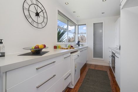 Photo of property in 31 Huka Road, Birkenhead, Auckland, 0626