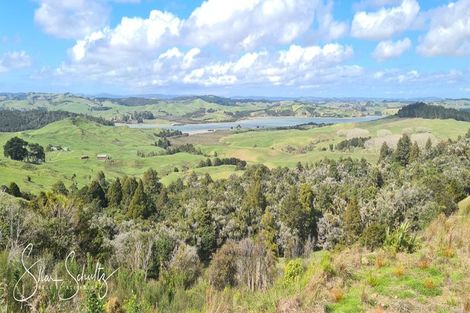 Photo of property in 872 Bickerstaffe Road, Maungaturoto, 0587