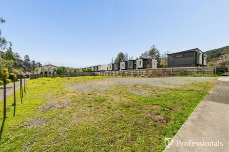 Photo of property in 32 Raukawa Street, Stokes Valley, Lower Hutt, 5019