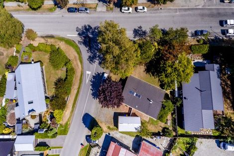 Photo of property in 37 Adamson Drive, Arrowtown, 9302