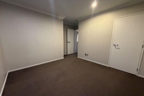 Photo of property in 43 Redoubt Road, Goodwood Heights, Auckland, 2105