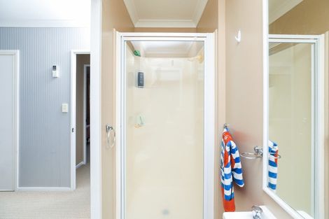 Photo of property in 42 Catalina Drive, Melville, Hamilton, 3206