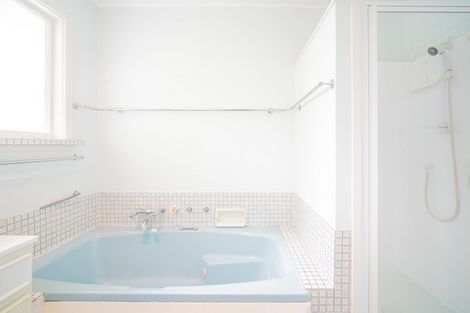 Photo of property in 53 Bourne Crescent, Papanui, Christchurch, 8053