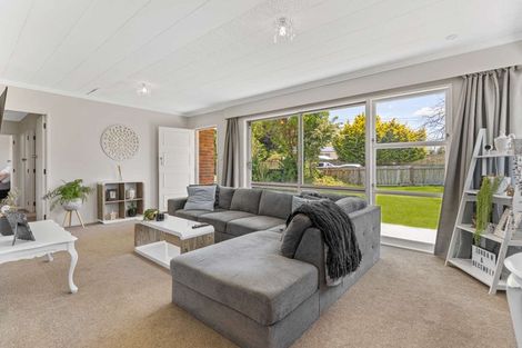 Photo of property in 43 Lisa Crescent, Mangakakahi, Rotorua, 3015