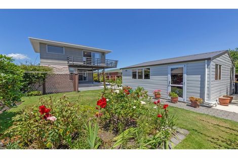 Photo of property in 335 Woodham Road, Wainoni, Christchurch, 8061