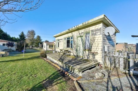 Photo of property in 9 Essex Street, Mossburn, 9792