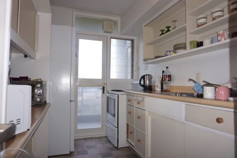 Photo of property in Garlinge Apartments, 14 Rhodes Street, Merivale, Christchurch, 8014