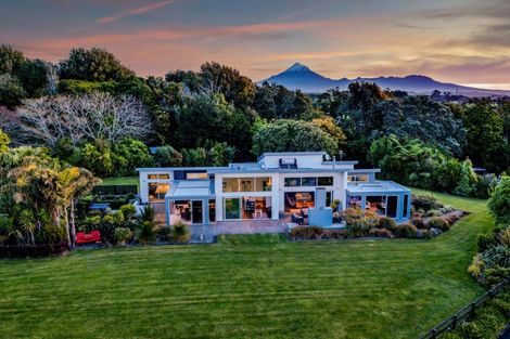 Photo of property in 412a Corbett Road, Lepperton, New Plymouth, 4373