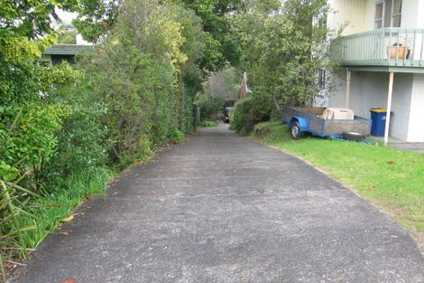 Photo of property in 2/24 Maxwelton Drive, Mairangi Bay, Auckland, 0630