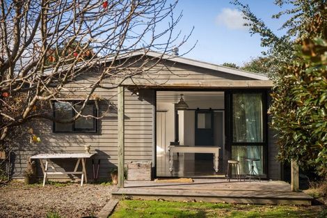 Photo of property in 12 Riverbank Road, Paeroa, 3600