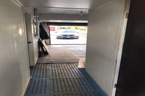 Photo of property in 2/2 Monde Place, Clover Park, Auckland, 2019