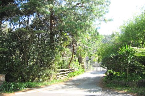 Photo of property in 135 Bethells Road, Waitakere, Henderson, 0781