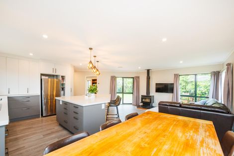 Photo of property in 190 Kelvin Grove Road, Kelvin Grove, Palmerston North, 4414