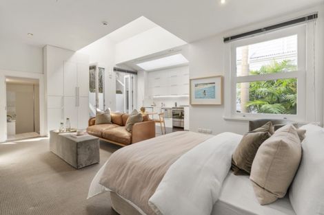 Photo of property in 25 London Street, Saint Marys Bay, Auckland, 1011