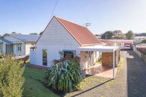 Photo of property in 6a Nikau Street, Tawhero, Whanganui, 4501