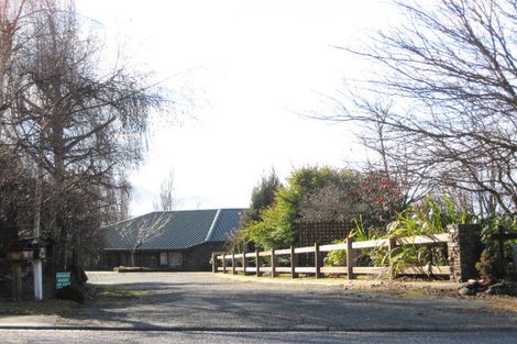 Photo of property in 40 Sargood Drive, Wanaka, 9305