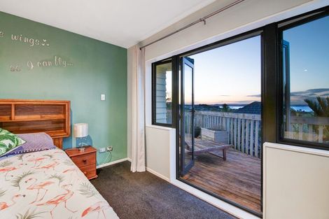Photo of property in 105 Alec Craig Way, Gulf Harbour, Whangaparaoa, 0930