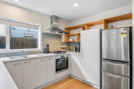 Photo of property in 25a Waiwhetu Road, Waiwhetu, Lower Hutt, 5010