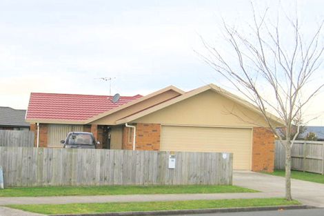 Photo of property in 15 Dorchester Place, Nawton, Hamilton, 3200